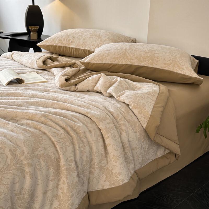 mling Cotton Blend All-Season Comforter
mling Cotton Blend All-Season Comforter