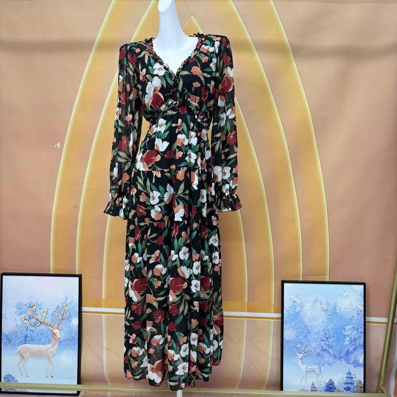 Модное тонкое шифоновое платье с длинными рукавами, V-образным вырезом, цветочной юбкой, женское летнее повседневное отпускное платье с контролем талии, большим подолом и принтом 0508 Flower color XL
Модное тонкое шифоновое платье с длинными рукавами, V-образным вырезом, цветочной юбкой, женское летнее повседневное отпускное платье с контролем талии, большим подолом и принтом 0508 Flower color XL