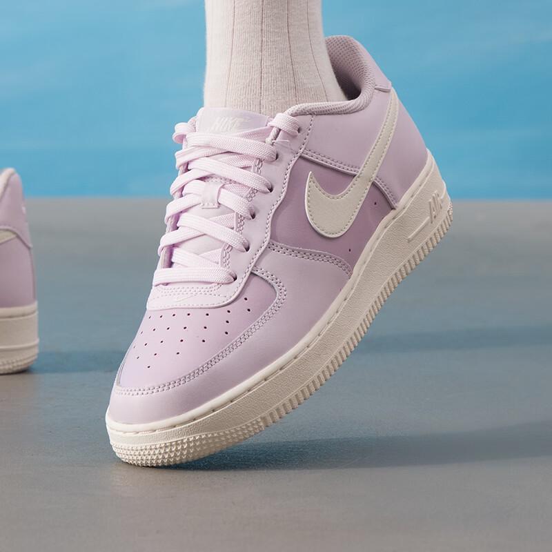 Nike Air Force 1 Low-Top Big Kids Sneakers US 7
Nike Air Force 1 Low-Top Big Kids Sneakers US 7