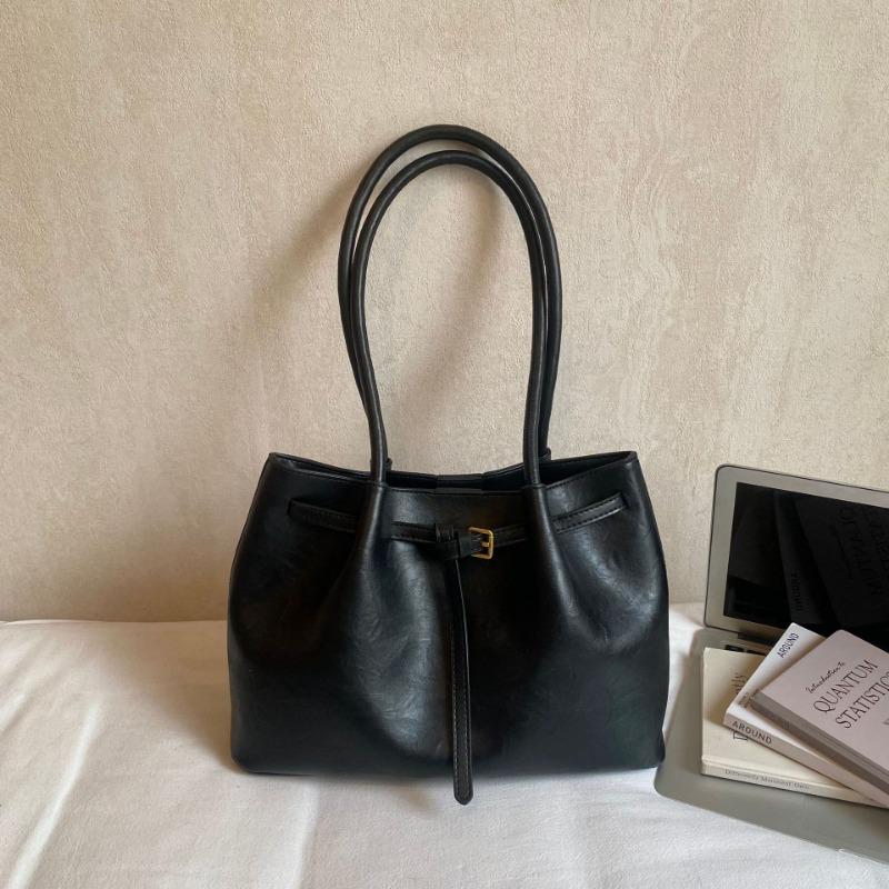 Ручна сумка-тоут - Одноплечова сумка великої місткості - Ретро сумка через плече для роботи without pendant чорний
Ручна сумка-тоут - Одноплечова сумка великої місткості - Ретро сумка через плече для роботи without pendant чорний