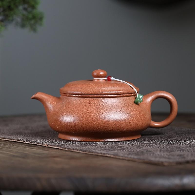 530ml Yixing Purple Clay Teapots Handmade coarse sand ming stove Pot Raw Ore gold downhill Mud Kettle with Filter Zisha Tea Set
530ml Yixing Purple Clay Teapots Handmade coarse sand ming stove Pot Raw Ore gold downhill Mud Kettle with Filter Zisha Tea Set