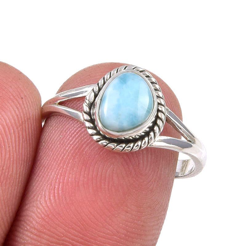 Кольцо из серебра 925 пробы с драгоценным камнем Natural Republic Larimar, размер 8 N2Z06
Кольцо из серебра 925 пробы с драгоценным камнем Natural Republic Larimar, размер 8 N2Z06