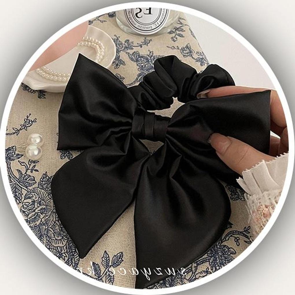 Women s Natalie Big Ribbon Hairband 2-Pack Black 2-piece set
Women s Natalie Big Ribbon Hairband 2-Pack Black 2-piece set