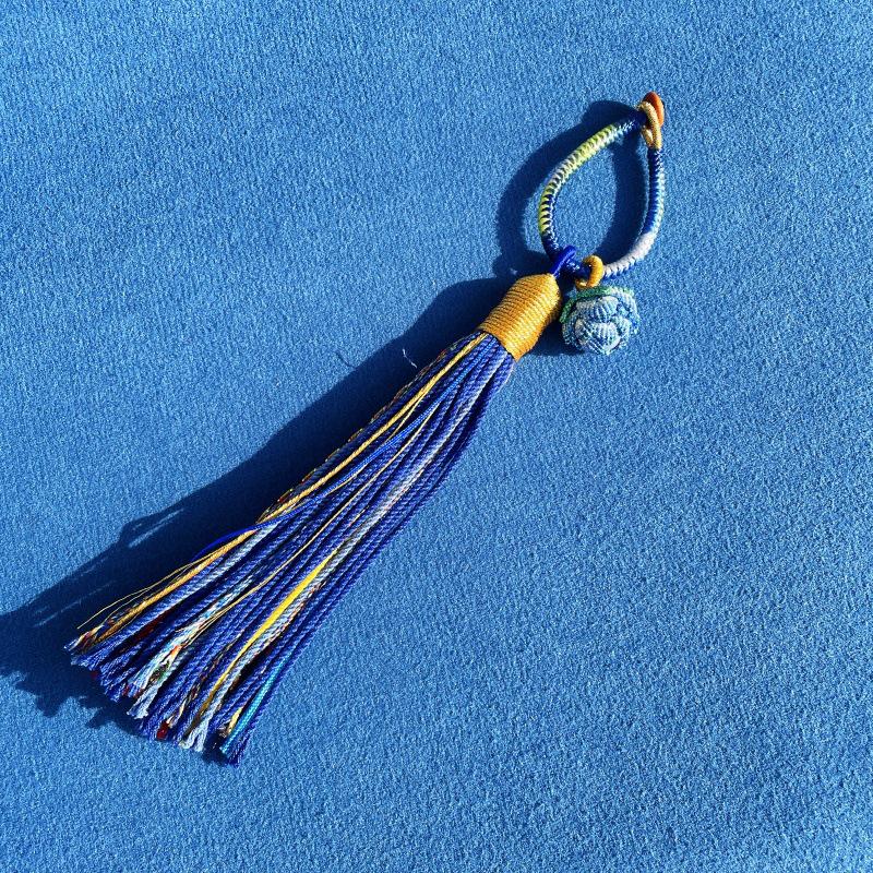 Iridescent Lotus Bag Charm: Tibetan Cotton Tassel Keychain Jewelry, Hand-Woven Pendant Ornament
Iridescent Lotus Bag Charm: Tibetan Cotton Tassel Keychain Jewelry, Hand-Woven Pendant Ornament