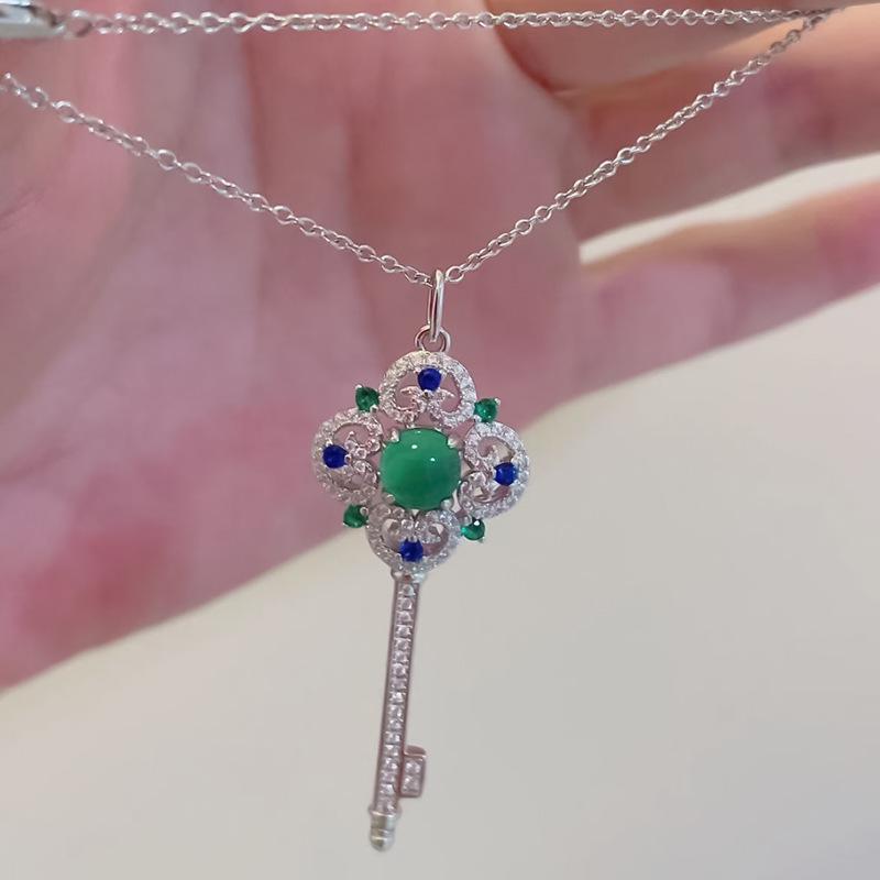 Sterling Silver Green Zircon Chalcedony Key Pendant Necklace for Women 925 Silver
Sterling Silver Green Zircon Chalcedony Key Pendant Necklace for Women 925 Silver