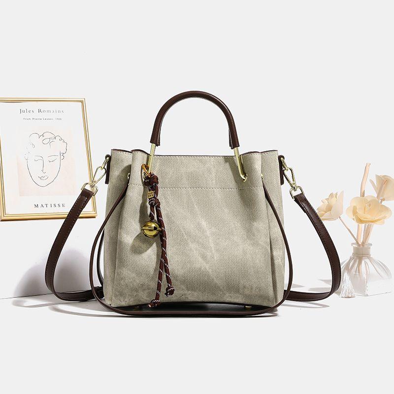 San Milo Underarm Bag Women 2025 New Large Capacity High-Grade Sentong Qin Bucket Bag Portable Messenger Bag Green
San Milo Underarm Bag Women 2025 New Large Capacity High-Grade Sentong Qin Bucket Bag Portable Messenger Bag Green