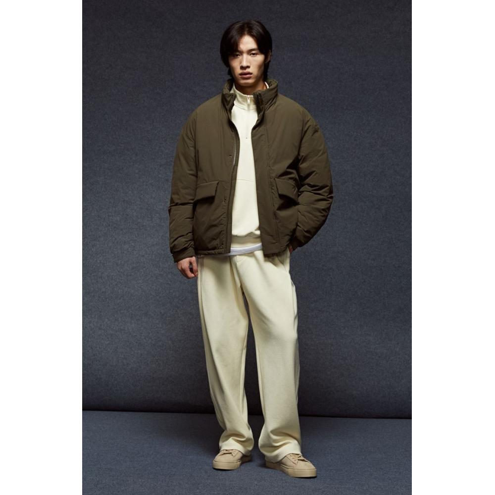 Куртка-пуховик HM свободного кроя, цвет хаки зеленый S
Куртка-пуховик HM свободного кроя, цвет хаки зеленый S