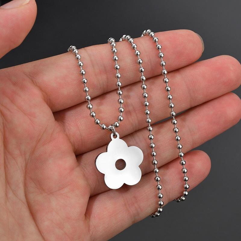 Горячий Стальной Цветок Шик Харадзюку Каваи Чокер Ожерелье Цветочные Бусины Ожерелье Женское и Мужское Готическое Ожерелье Бижутерия
Горячий Стальной Цветок Шик Харадзюку Каваи Чокер Ожерелье Цветочные Бусины Ожерелье Женское и Мужское Готическое Ожерелье Бижутерия