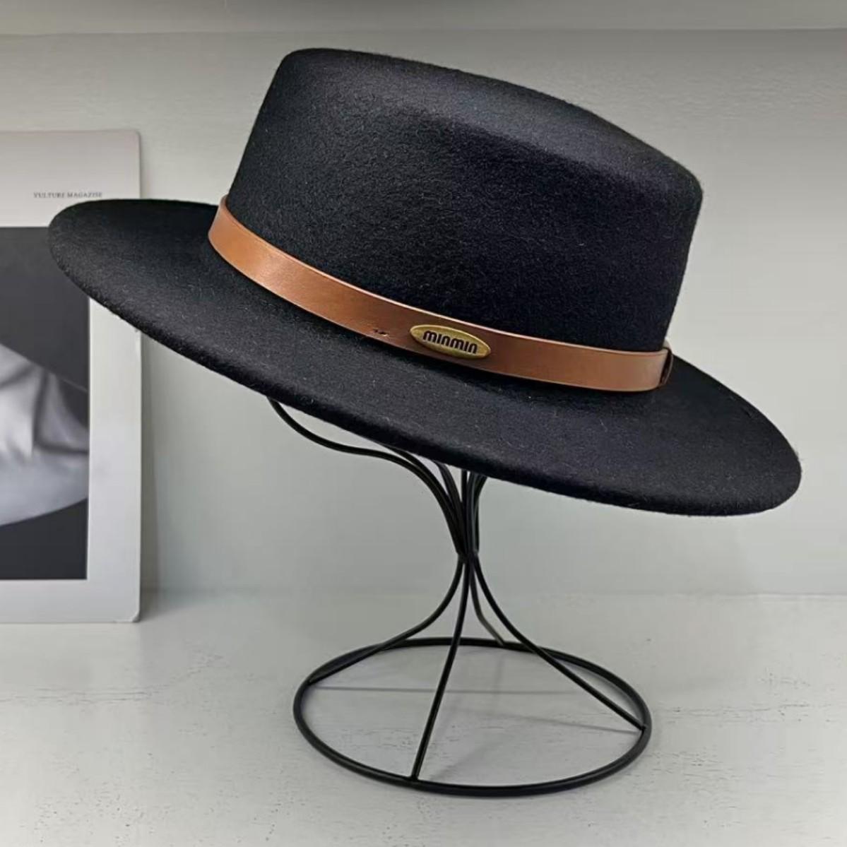 European British Australian wool top hat women s autumn and winter new French Hepburn style high-end temperament fashion flat hat M(55-58cm) чорний
European British Australian wool top hat women s autumn and winter new French Hepburn style high-end temperament fashion flat hat M(55-58cm) чорний