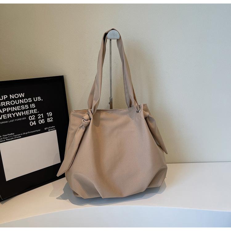 Wholesale canvas bag large capacity shoulder bag female college student 2025 new class messenger bag literary cloth bag tide хаки
Wholesale canvas bag large capacity shoulder bag female college student 2025 new class messenger bag literary cloth bag tide хаки