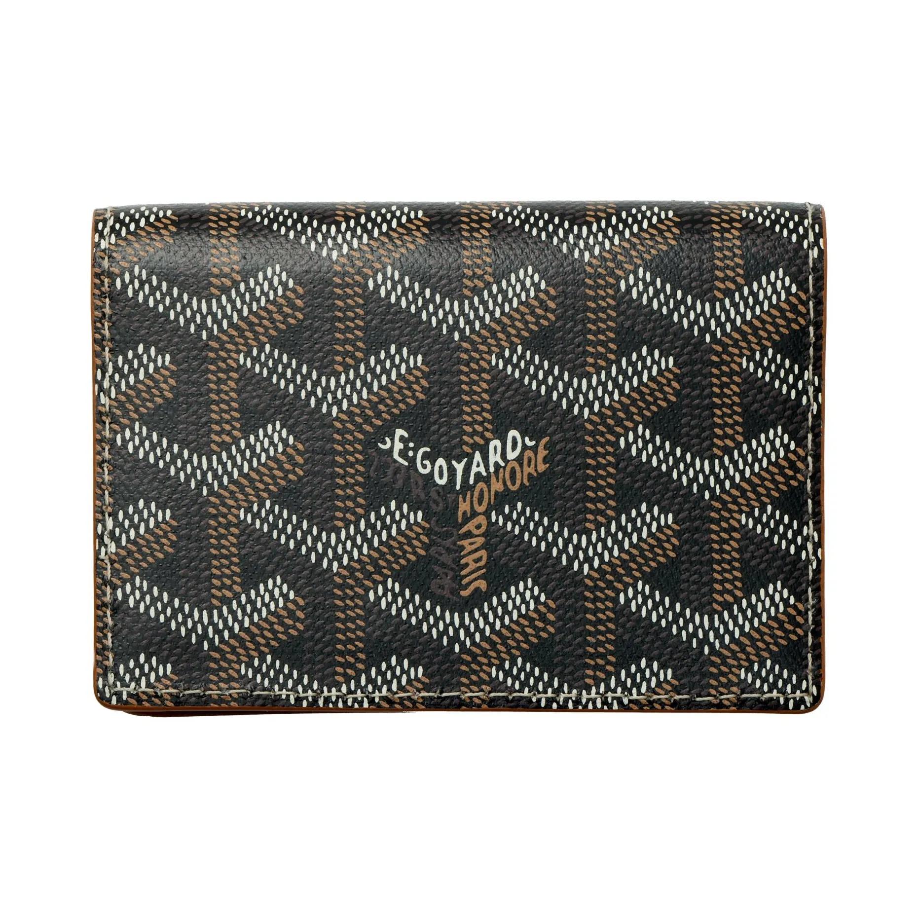 GOYARD MALESHERBES Y-Логотип По всьому полотну Клатч-конверт Комбінація полотна та шкіри Унісекс Стиль для пари Коричневий Gift Box Set (Basic Set + Original Box) коричневий
GOYARD MALESHERBES Y-Логотип По всьому полотну Клатч-конверт Комбінація полотна та шкіри Унісекс Стиль для пари Коричневий Gift Box Set (Basic Set + Original Box) коричневий