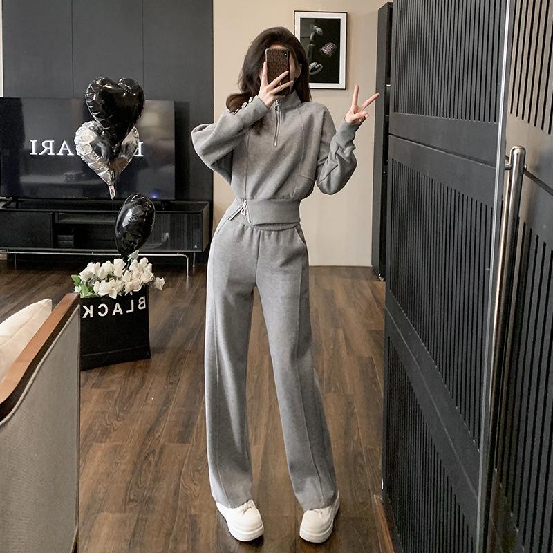 European Velvet Stand Collar Hoodie & Wide-Leg Pants Set - Women s 2026 Spring Design XXL
European Velvet Stand Collar Hoodie & Wide-Leg Pants Set - Women s 2026 Spring Design XXL