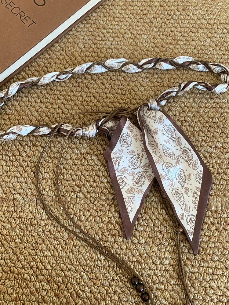 Silk scarf woven wooden bead beaded waist chain retro temperament exquisite to bring a sense of personalized design fashion waist jewelry women
Silk scarf woven wooden bead beaded waist chain retro temperament exquisite to bring a sense of personalized design fashion waist jewelry women