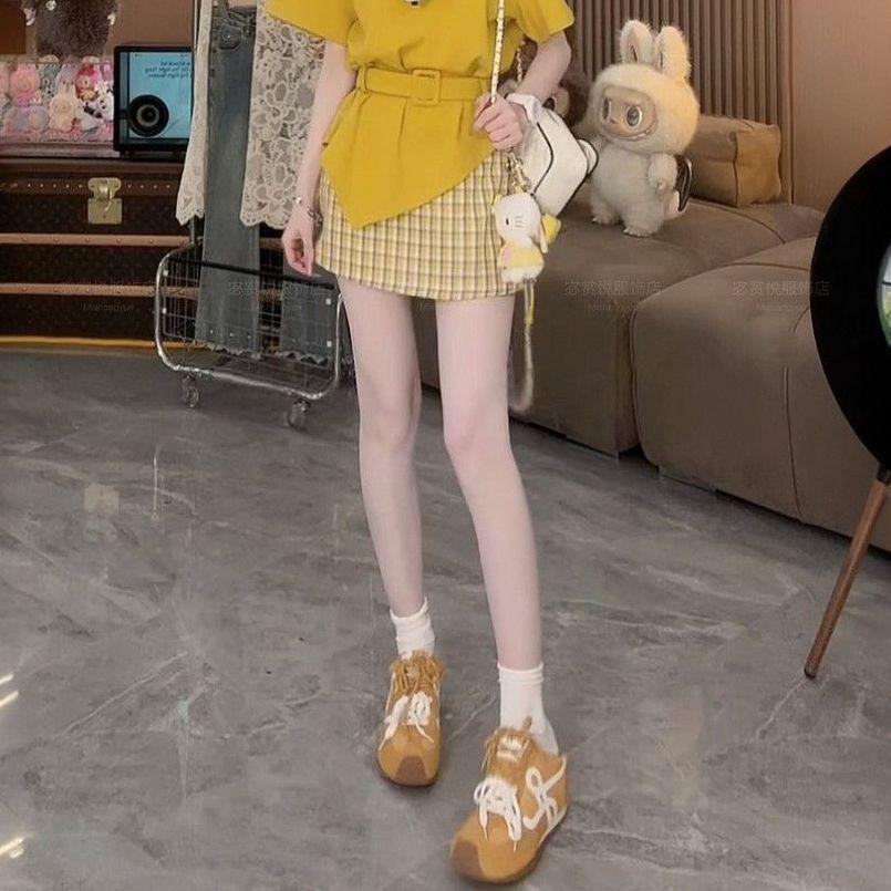 2026 Korean Style Plaid Skirt & Oblique Waist T-shirt Set S
2026 Korean Style Plaid Skirt & Oblique Waist T-shirt Set S