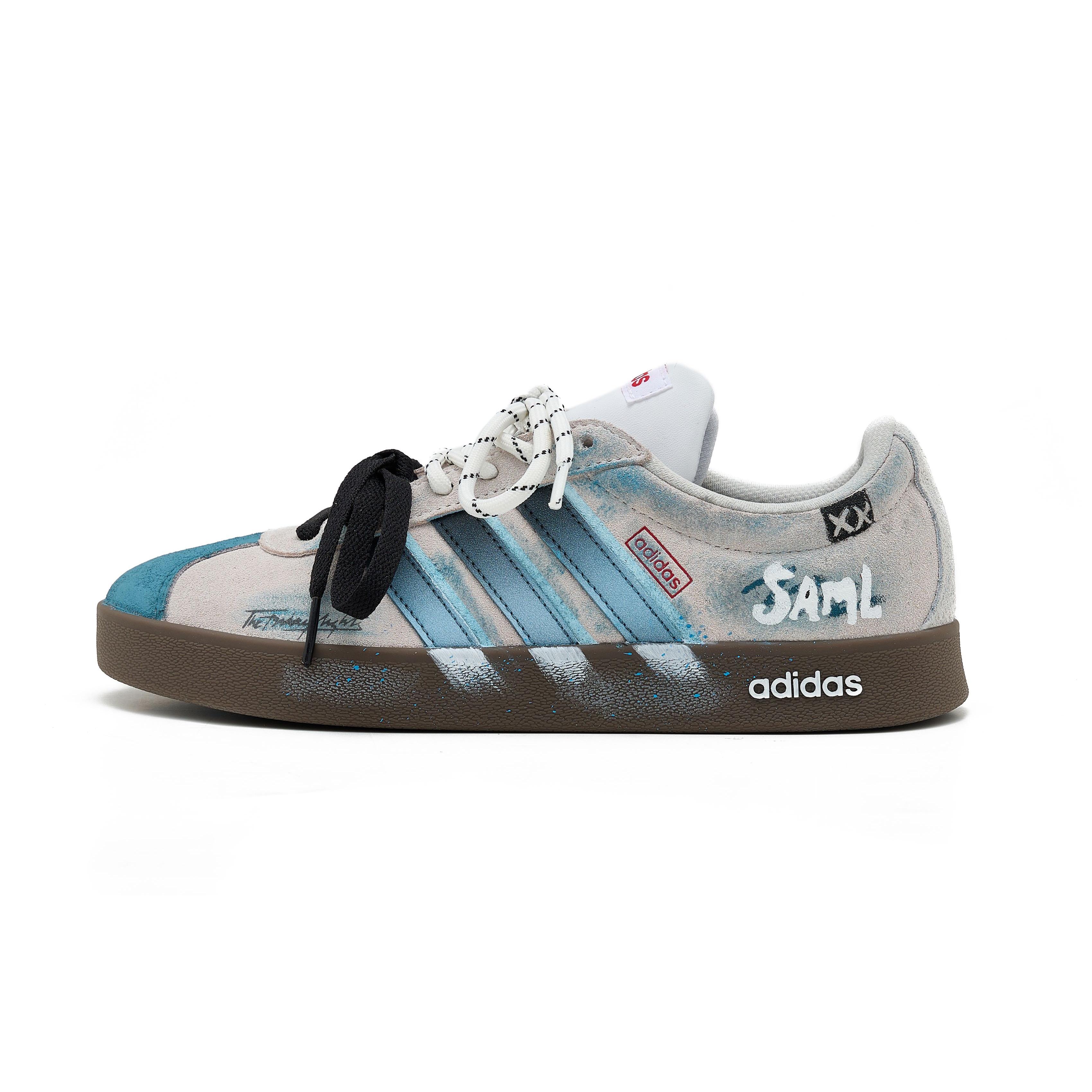 Adidas VL COURT 2.0 Denim Limited SAML Low top Skateboard Shoes Unisex JS3003(Team6-) 40⅔
Adidas VL COURT 2.0 Denim Limited SAML Low top Skateboard Shoes Unisex JS3003(Team6-) 40⅔