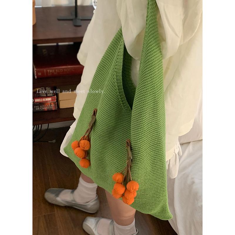 Niche fashion wool knitted bag women s new literary cherry tote bag large-capacity woven shoulder bag
Niche fashion wool knitted bag women s new literary cherry tote bag large-capacity woven shoulder bag