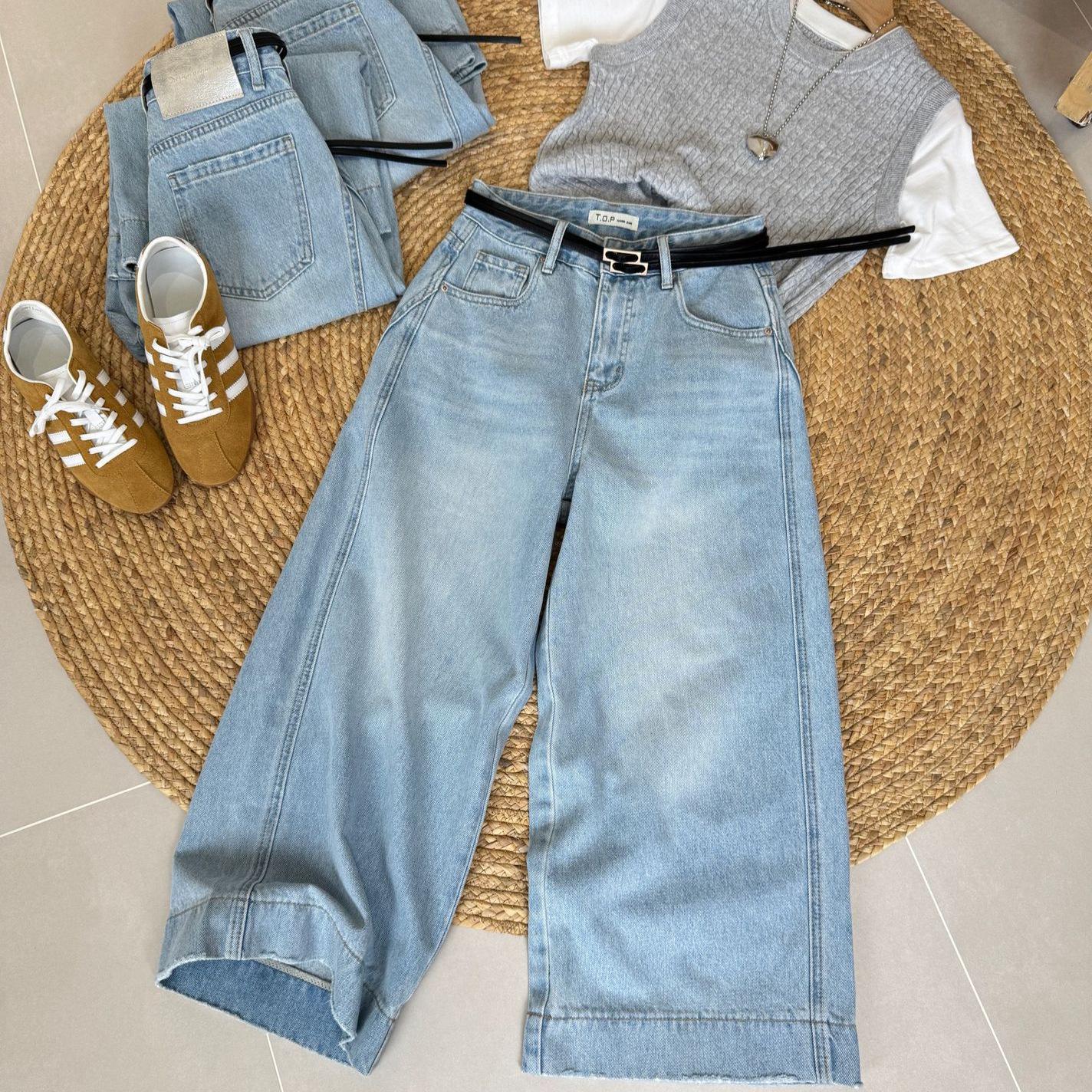 Джинсы «Ленивая бабушка» в европейском стиле, светло-голубые, с поясом - Летняя новинка 25 светло-синий
Джинсы «Ленивая бабушка» в европейском стиле, светло-голубые, с поясом - Летняя новинка 25 светло-синий