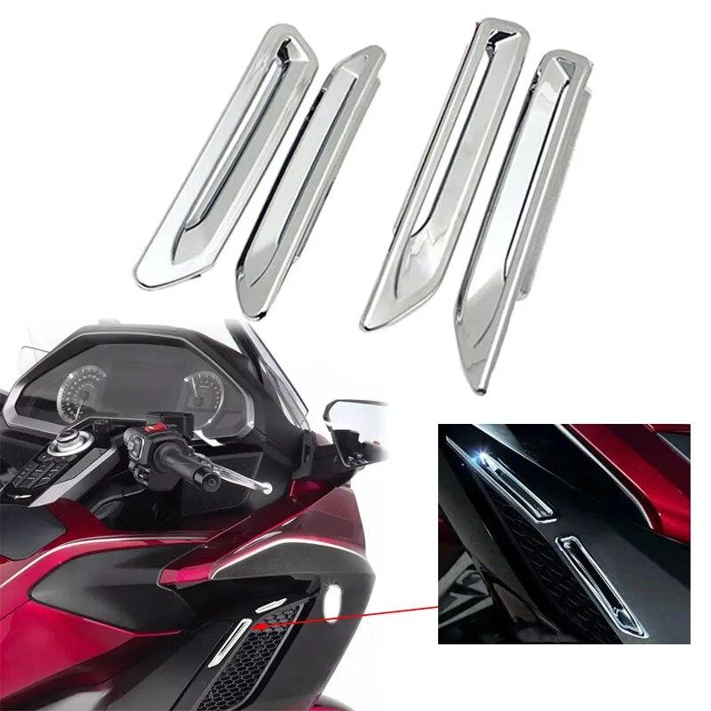 Untuk Honda Goldwing GL1800 F6B Gol dwing GL 1800 2018-2022 suku cadang dekorasi Trim ventilasi Радиатор, отдельный двигатель krom Gloss Chrome
Untuk Honda Goldwing GL1800 F6B Gol dwing GL 1800 2018-2022 suku cadang dekorasi Trim ventilasi Радиатор, отдельный двигатель krom Gloss Chrome
