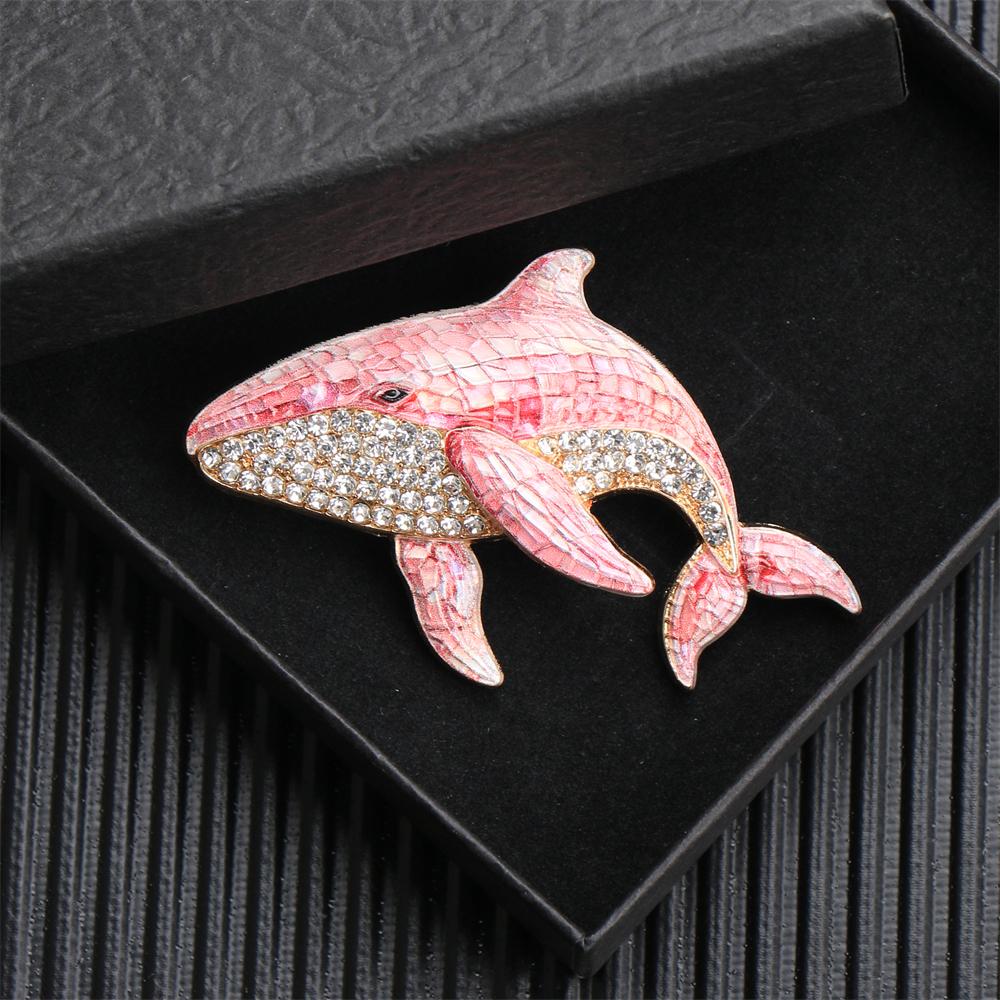 SKEDS Creative Design High-End Fashion Whale Brooch Personalized Cute Unisex Clothing Pin Luxury Rhinestone Badge розовый
SKEDS Creative Design High-End Fashion Whale Brooch Personalized Cute Unisex Clothing Pin Luxury Rhinestone Badge розовый
