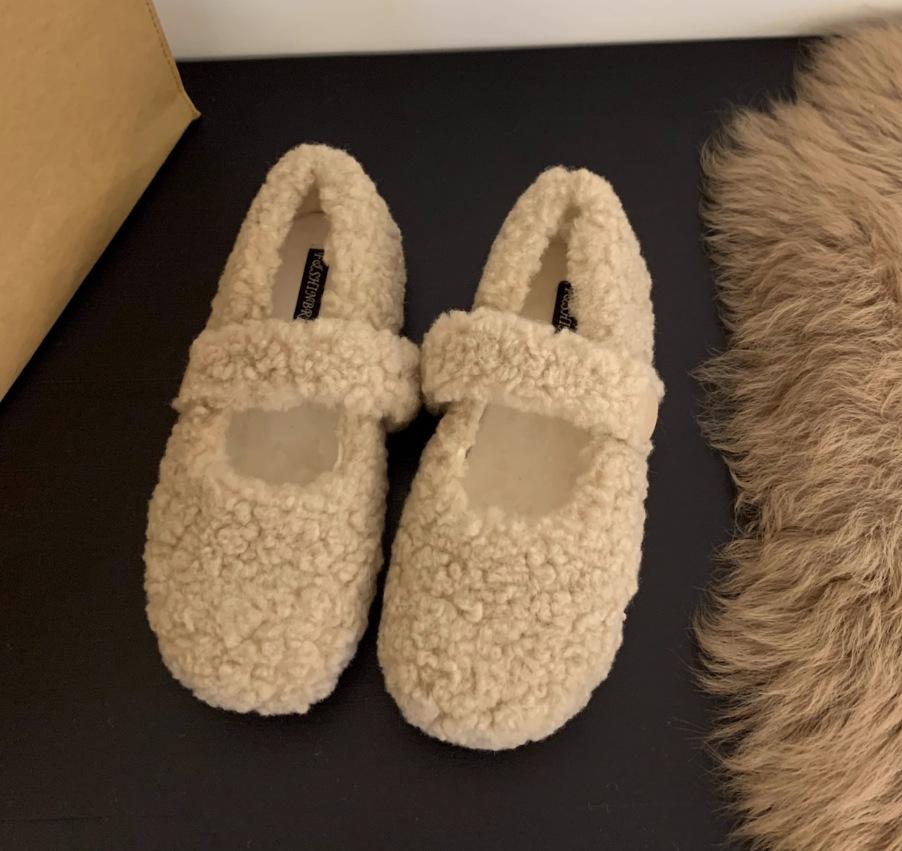 Flat-bottomed versatile Mary Jane Mao Mao shoes Korean version of women s shoes to wear 2025 new autumn and winter velvet cotton shoes single shoes 35
Flat-bottomed versatile Mary Jane Mao Mao shoes Korean version of women s shoes to wear 2025 new autumn and winter velvet cotton shoes single shoes 35