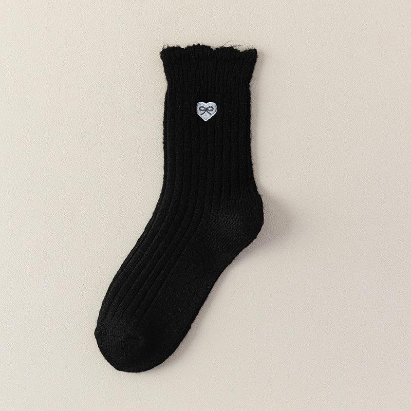 Heart-shaped Bow Wool Socks for Women, Warm in Autumn and Winter, Thickened with Fleece, Solid Color Boneless Embroidered Pile Socks 1 pair
Heart-shaped Bow Wool Socks for Women, Warm in Autumn and Winter, Thickened with Fleece, Solid Color Boneless Embroidered Pile Socks 1 pair