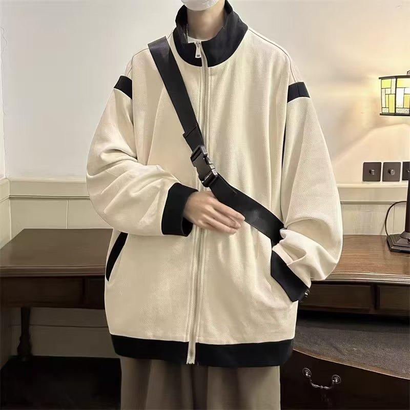 Autumn casual contrasting color splicing sweatshirt jacket for men Japanese loose youth jacket design handsome top clothes 3XL
Autumn casual contrasting color splicing sweatshirt jacket for men Japanese loose youth jacket design handsome top clothes 3XL