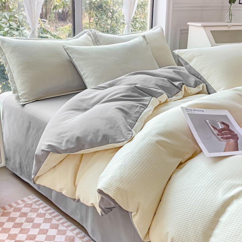Four-piece Solid-color Sanding Bed Sheet Quilt Cover Dormitory Three-piece Home Textile Bedding 1.2m three piece set
Four-piece Solid-color Sanding Bed Sheet Quilt Cover Dormitory Three-piece Home Textile Bedding 1.2m three piece set