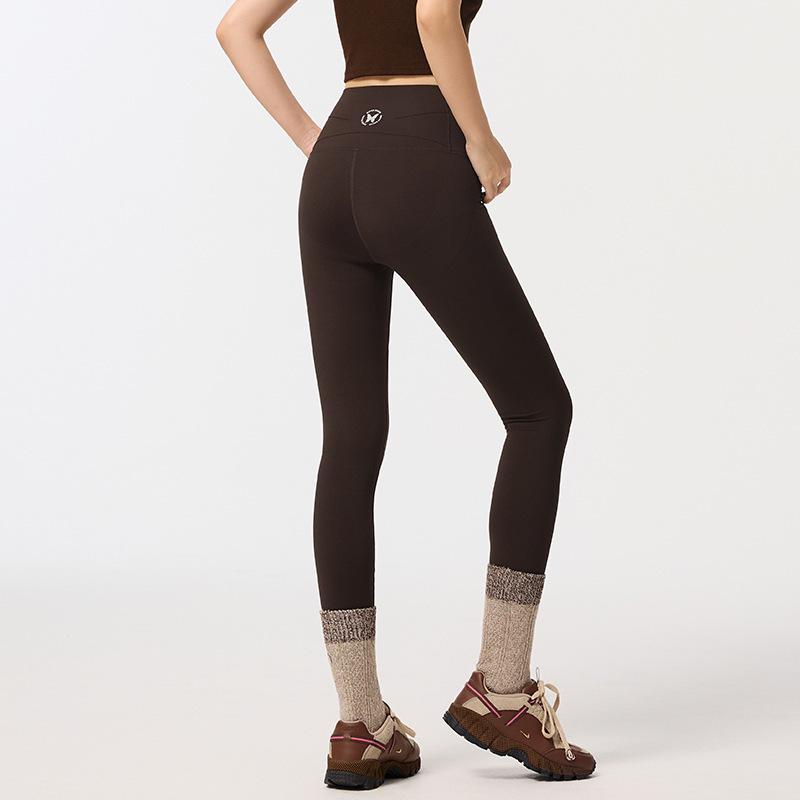 High-Waisted Yoga Pants for Women - Tummy Control, Butt Lifting, Breathable, Seamless, High Elastic Fitness Leggings XL кофейный
High-Waisted Yoga Pants for Women - Tummy Control, Butt Lifting, Breathable, Seamless, High Elastic Fitness Leggings XL кофейный
