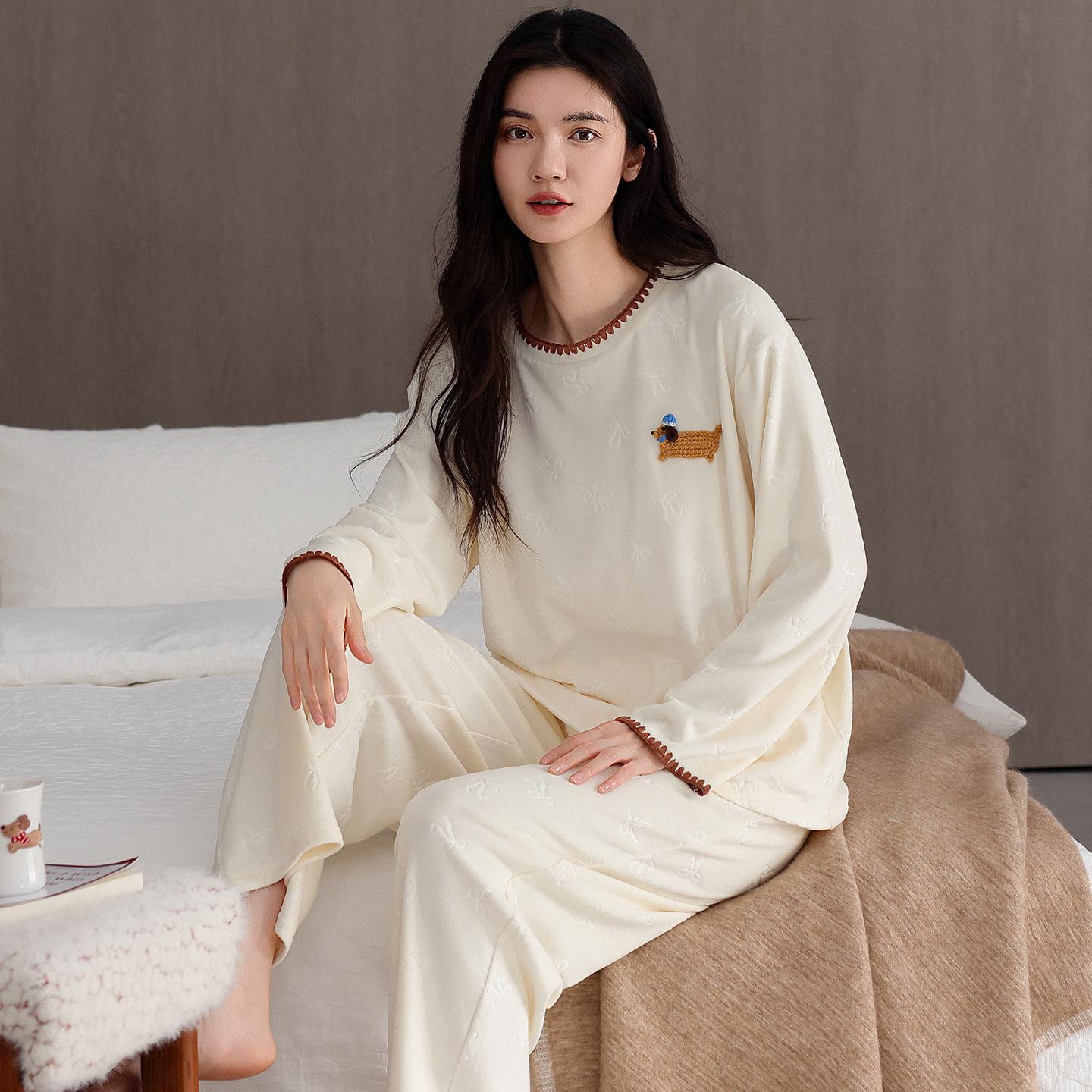 Pajamas women s autumn and winter island fleece thickened fleece coral fleece can be worn outside winter thin fleece cute cartoon loungewear M recommendation 40-50kg
Pajamas women s autumn and winter island fleece thickened fleece coral fleece can be worn outside winter thin fleece cute cartoon loungewear M recommendation 40-50kg