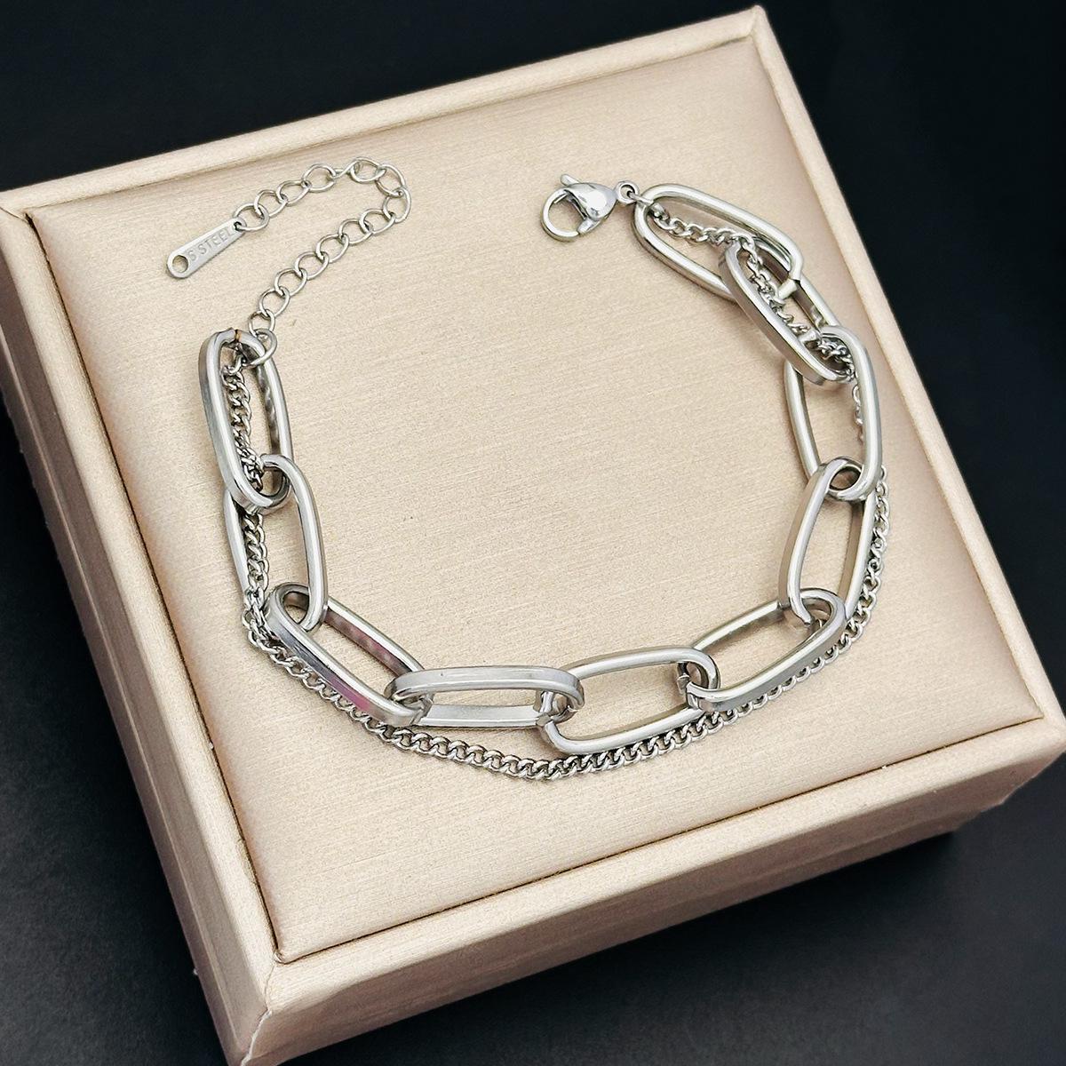 Двухслойный панк-браслет из 18-каратного золота: Модная, невыцветающая титановая сталь для женщин и пар
Двухслойный панк-браслет из 18-каратного золота: Модная, невыцветающая титановая сталь для женщин и пар