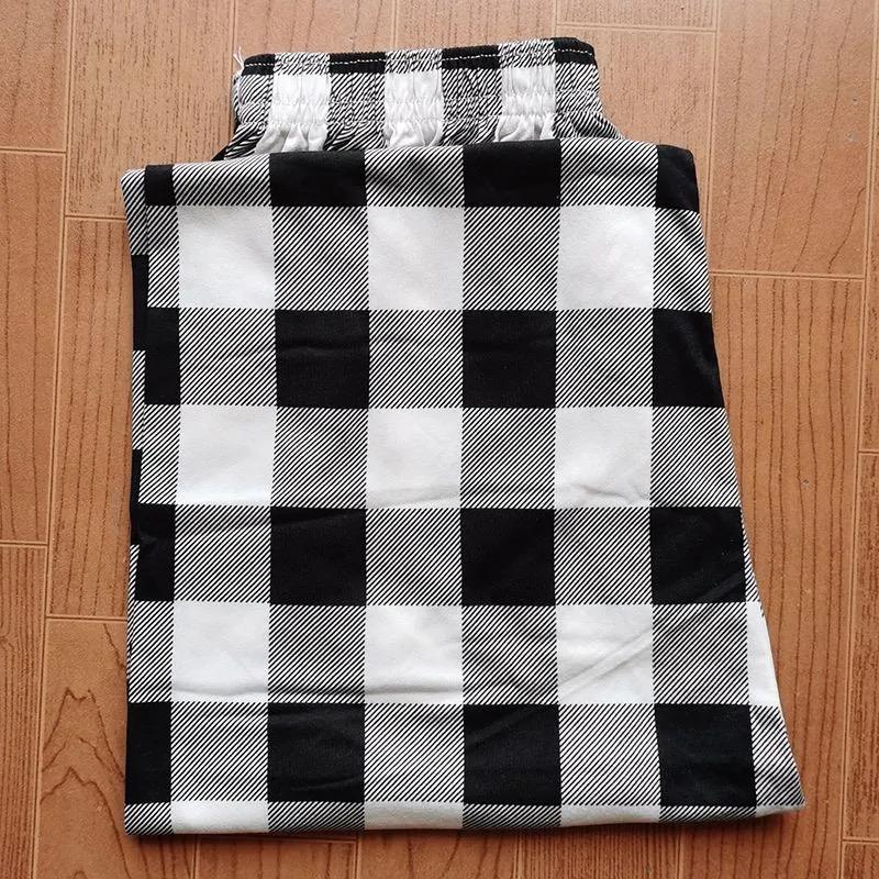 Чоловіча бавовняна піжама - Вільні картаті штани з еластичною талією, великий розмір, смугастий дизайн для комфорту One Size
Чоловіча бавовняна піжама - Вільні картаті штани з еластичною талією, великий розмір, смугастий дизайн для комфорту One Size