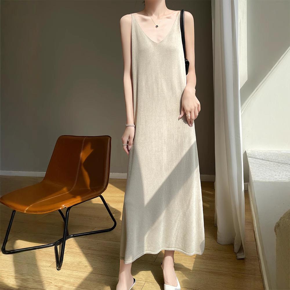 Spring Summer Sleeveless V-neck Pullover Dress: Spaghetti Strap, Over-the-Knee, Curve Bead Knit XL fits 130-150 lbs
Spring Summer Sleeveless V-neck Pullover Dress: Spaghetti Strap, Over-the-Knee, Curve Bead Knit XL fits 130-150 lbs