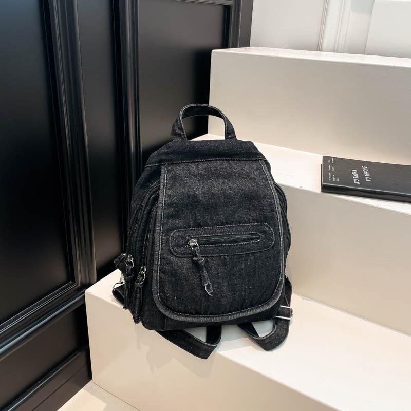 Ленивый ветер рюкзак женский новый универсальный ретро джинсовый маленький рюкзак модная подвеска повседневная сумка через плечо нагрудная сумка чёрный
Ленивый ветер рюкзак женский новый универсальный ретро джинсовый маленький рюкзак модная подвеска повседневная сумка через плечо нагрудная сумка чёрный