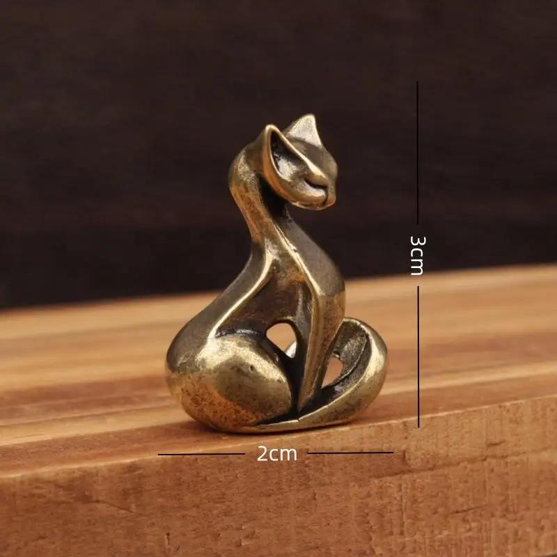 1PC Brass Cat Figurine, Vintage Brass Sculpture, Desktop Craft, Small Ornament, Home/office Cat Statue, Home Decoration
1PC Brass Cat Figurine, Vintage Brass Sculpture, Desktop Craft, Small Ornament, Home/office Cat Statue, Home Decoration