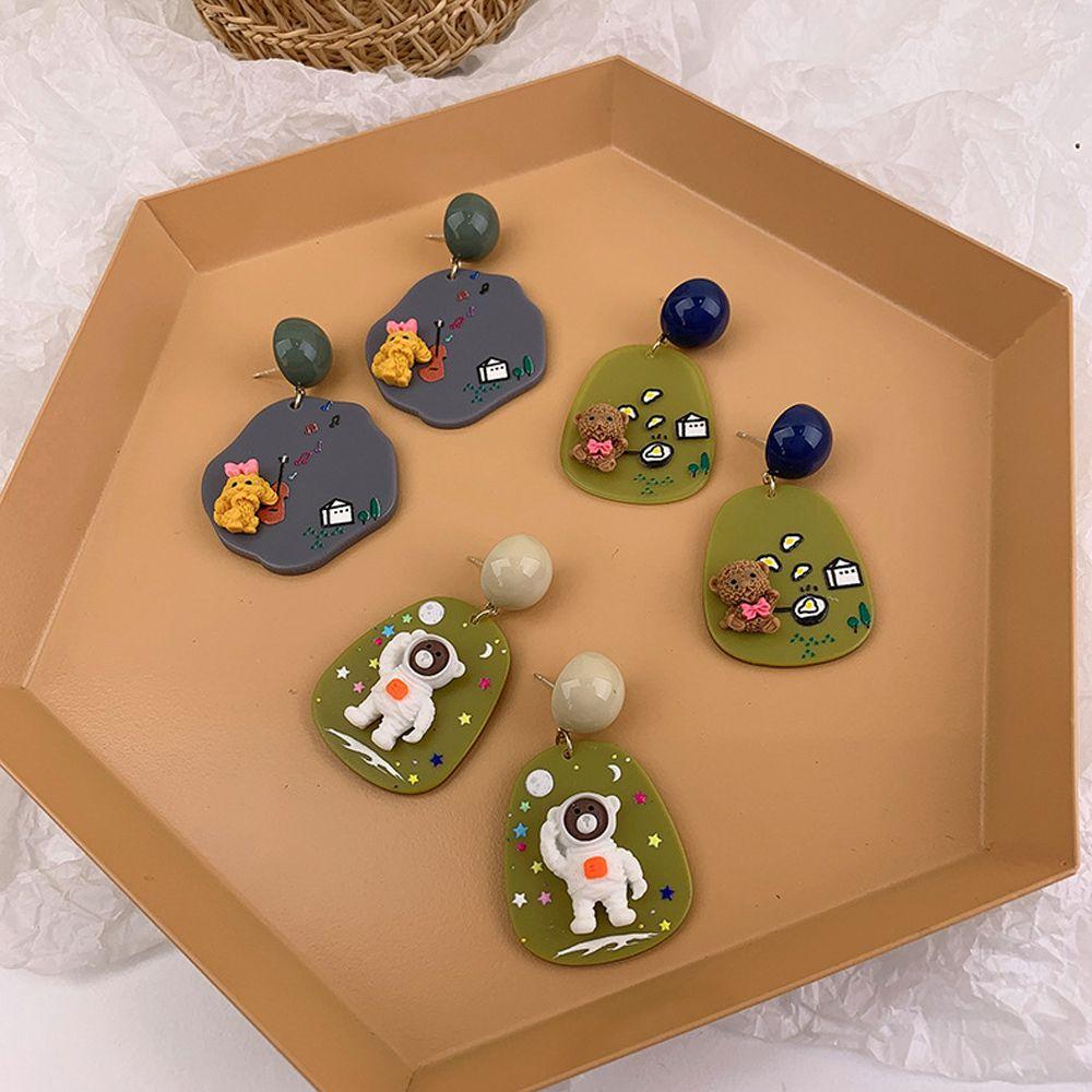 Bear For Women Flower Embossed Female Stud Earrings Animal Dangle Earrings Acrylic Fashion Jewelry
Bear For Women Flower Embossed Female Stud Earrings Animal Dangle Earrings Acrylic Fashion Jewelry