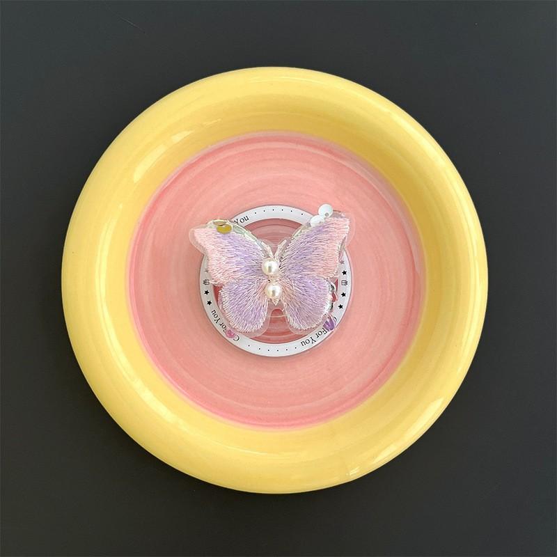 Pearl Butterfly Acrylic Phone Airbag Bracket Magnetic Suction Scalable Small Fresh Desktop Support Watching TV Shows Creative Women
Pearl Butterfly Acrylic Phone Airbag Bracket Magnetic Suction Scalable Small Fresh Desktop Support Watching TV Shows Creative Women