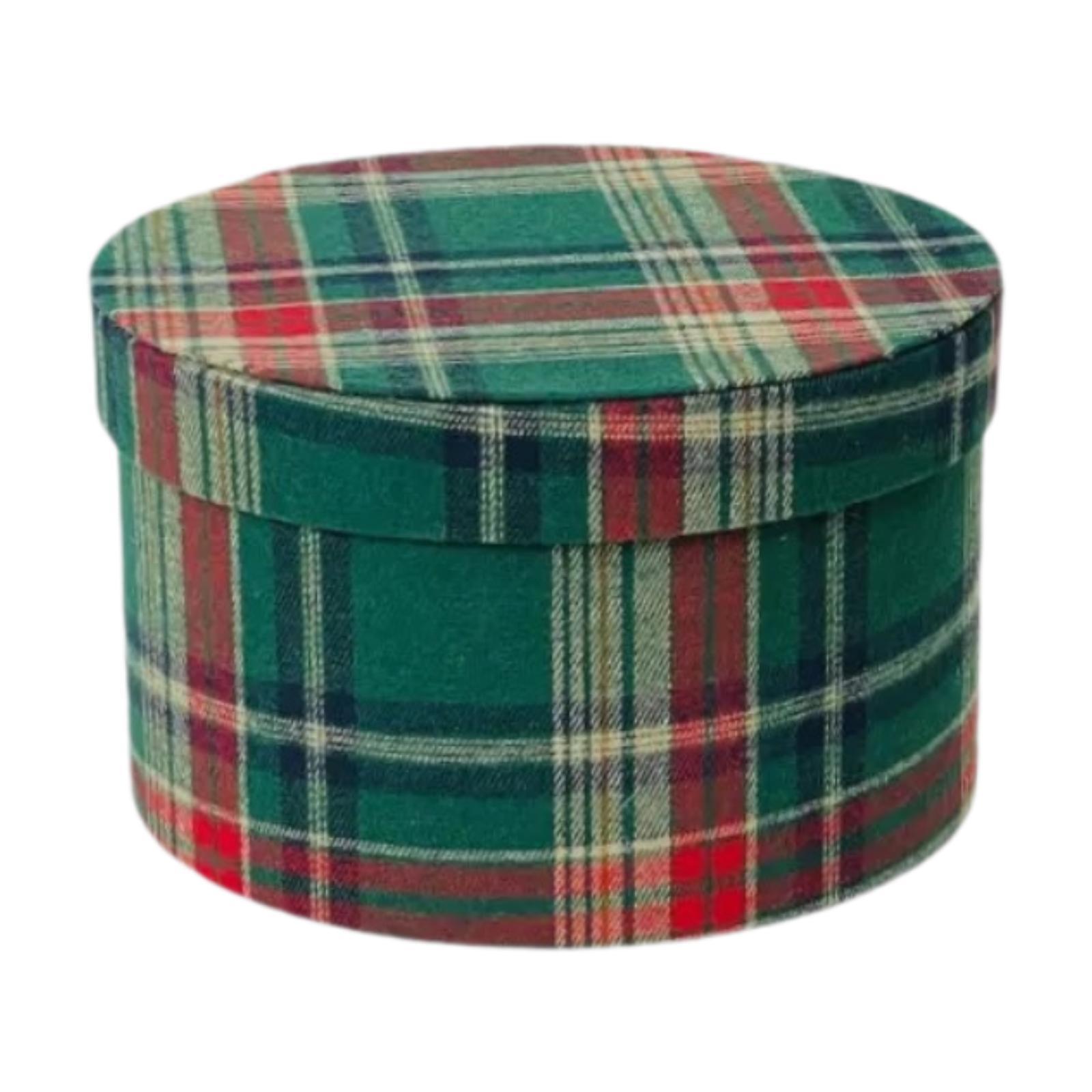 Holiday Gift Box for Wrapping Gifts Cloth Material Large Gift Box Packaging for Christmas Party Favor and Winter Birthday
Holiday Gift Box for Wrapping Gifts Cloth Material Large Gift Box Packaging for Christmas Party Favor and Winter Birthday