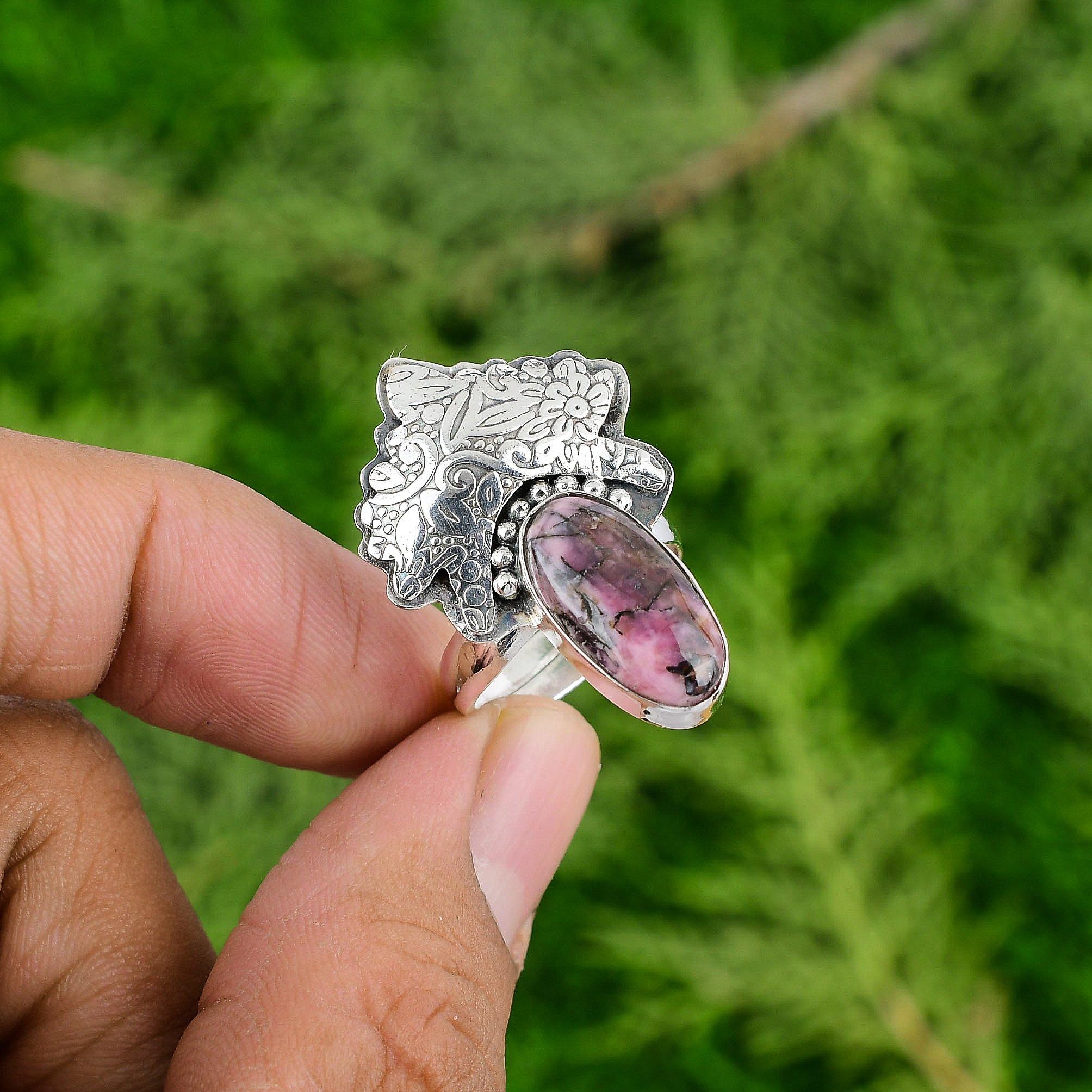 Rhodonite Gemstone Boho Stackable Heart Chakra Ring Jewelry 925 Sterling Silver Adjustable
Rhodonite Gemstone Boho Stackable Heart Chakra Ring Jewelry 925 Sterling Silver Adjustable