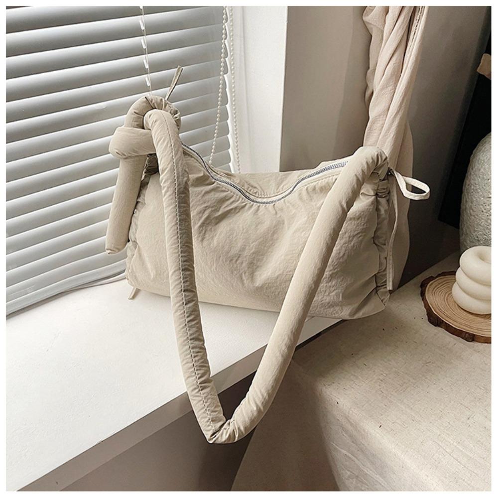 Нейлонова сумка через плече, суцільна кольорова м яка сумка-тоут, модна м яка сумка через плече бежевий
Нейлонова сумка через плече, суцільна кольорова м яка сумка-тоут, модна м яка сумка через плече бежевий