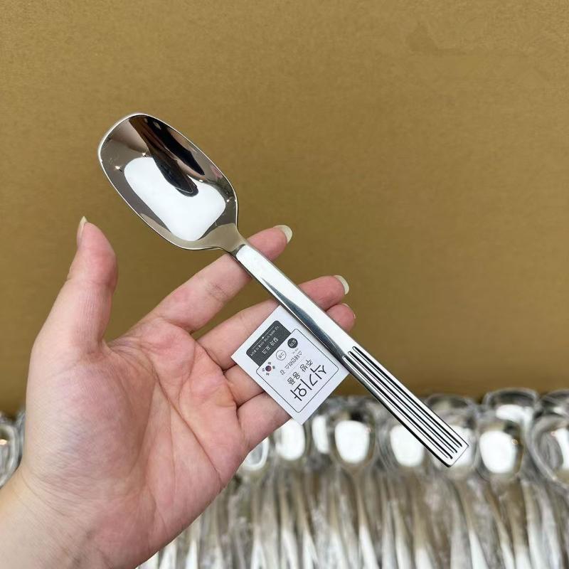 Stainless Steel Thickening Spoon Creative Long Handle El Pot Spoon Soup Ladle Tableware Home Kitchen Essential Tools 1 pcs
Stainless Steel Thickening Spoon Creative Long Handle El Pot Spoon Soup Ladle Tableware Home Kitchen Essential Tools 1 pcs