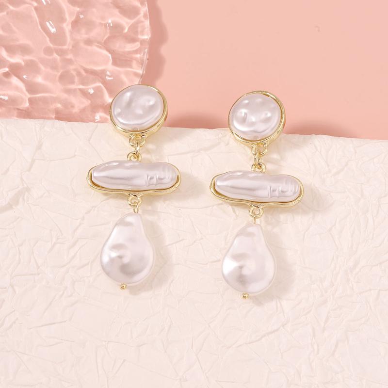 New Arrival Irregular Simulate Baroque Pearl Pierced Earrings for Women Mom Hyperbole Geometric Dangle Earrings Zircon Gifts белый
New Arrival Irregular Simulate Baroque Pearl Pierced Earrings for Women Mom Hyperbole Geometric Dangle Earrings Zircon Gifts белый