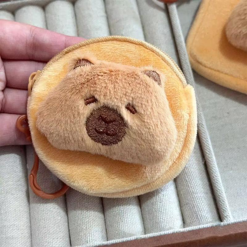 Милый плюшевый кошелек для монет в виде капибары на молнии, кошелек для мелочи с брелоком, маленькая сумка для наушников, помады, мини-кошелек, кошелек для денег, детский подарок
Милый плюшевый кошелек для монет в виде капибары на молнии, кошелек для мелочи с брелоком, маленькая сумка для наушников, помады, мини-кошелек, кошелек для денег, детский подарок