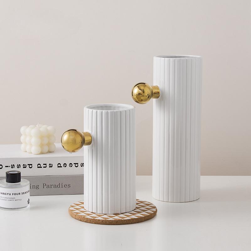 Ceramic Vase Gold Handle Abstract Ceramic Decoration Floral Arrangement Accessories Flower Vase Home Decoration Accessories
Ceramic Vase Gold Handle Abstract Ceramic Decoration Floral Arrangement Accessories Flower Vase Home Decoration Accessories