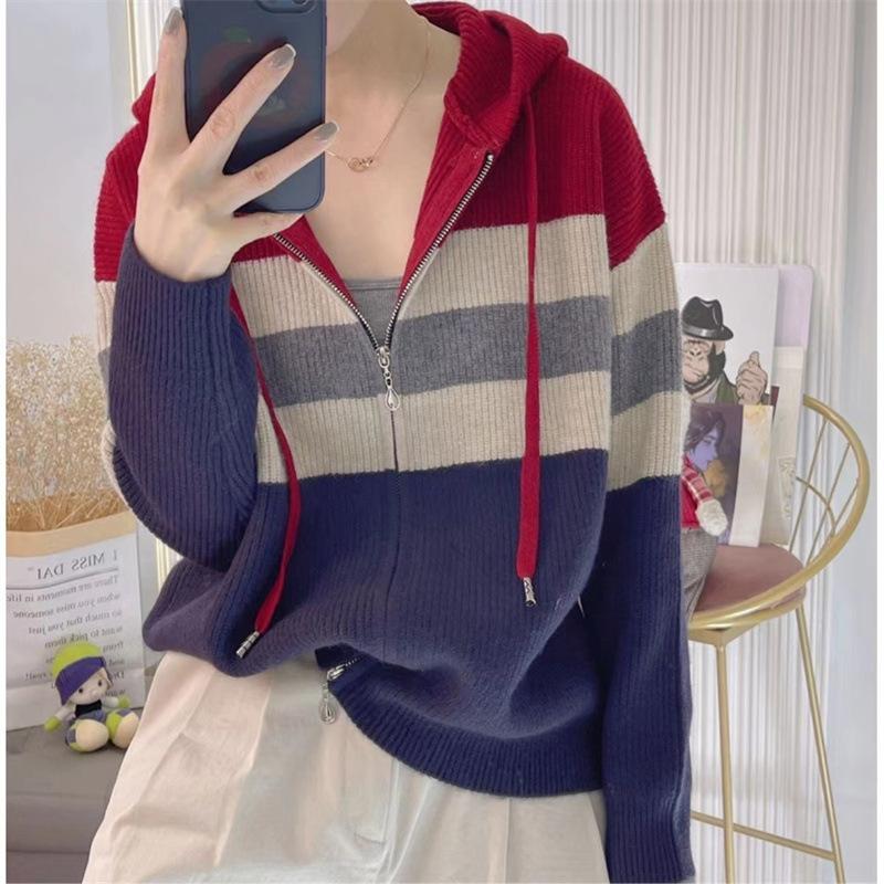 2025 Autumn Lazy Color Matching Striped Double Zipper Hooded Knitted Cardigan for Women Loose and Thin Sweater Top for Women one size червоний
2025 Autumn Lazy Color Matching Striped Double Zipper Hooded Knitted Cardigan for Women Loose and Thin Sweater Top for Women one size червоний