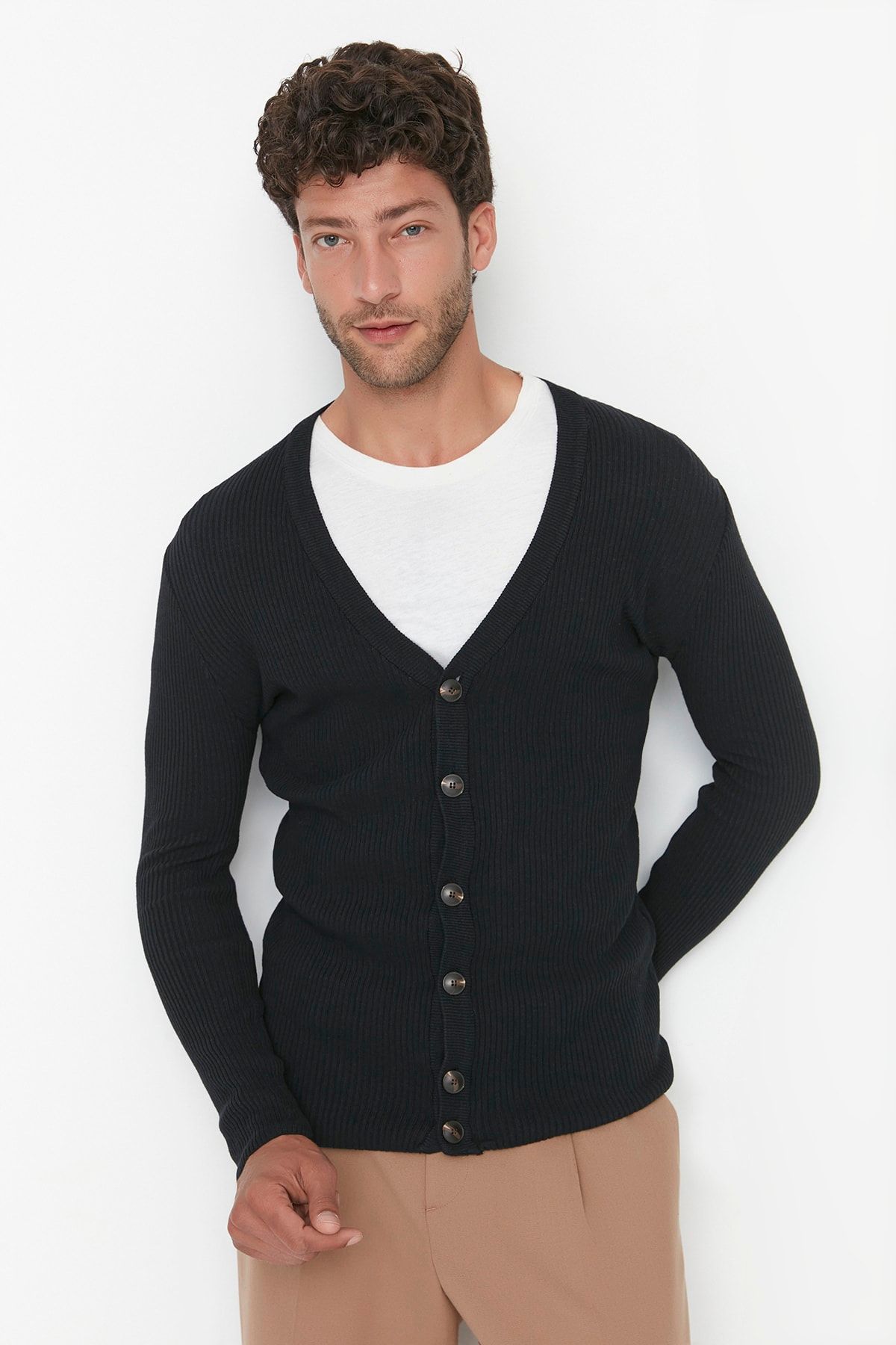 Men s Style Plus Size Black Slim Fit Slim Fit V-Neck Buttoned Ribbed Knitted Cardigan L
Men s Style Plus Size Black Slim Fit Slim Fit V-Neck Buttoned Ribbed Knitted Cardigan L