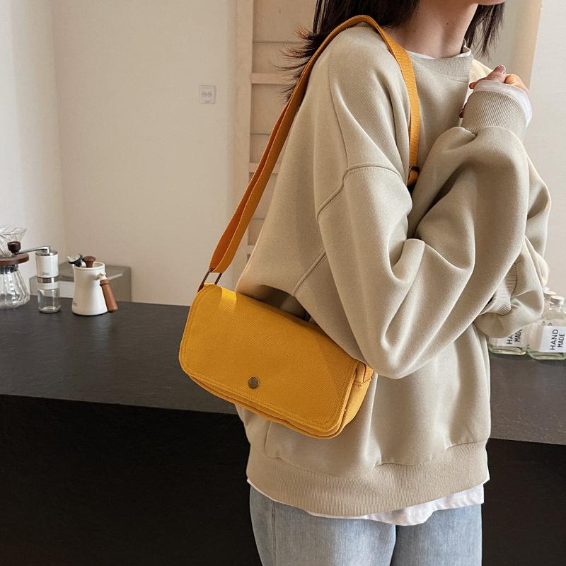 Fashion canvas crossbody small square bag 2025 casual shoulder bag women s simple solid color underarm bag cross-border жовтий
Fashion canvas crossbody small square bag 2025 casual shoulder bag women s simple solid color underarm bag cross-border жовтий