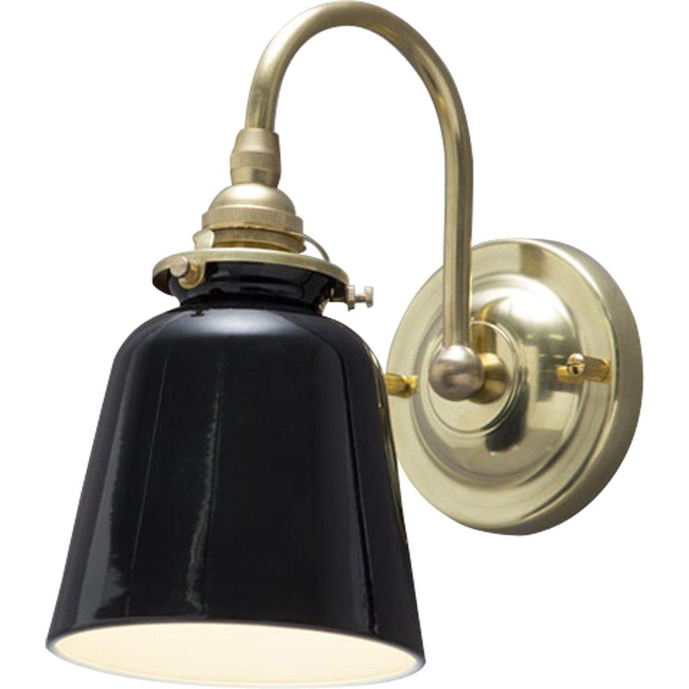 Iris Ohyama bracket massing 1 light black electrical work required BRMSBR-1E17 чорний
Iris Ohyama bracket massing 1 light black electrical work required BRMSBR-1E17 чорний