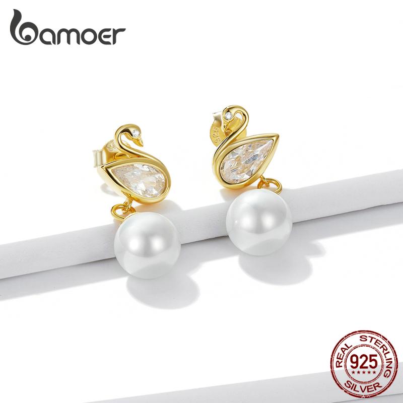 BAMOER Geniune из стерлингового серебра 925 пробы, изысканные сияющие лебеди и ракушки с жемчугом, подвесные серьги для женщин, корейские ювелирные изделия, подарок на вечеринку 925 silver
BAMOER Geniune из стерлингового серебра 925 пробы, изысканные сияющие лебеди и ракушки с жемчугом, подвесные серьги для женщин, корейские ювелирные изделия, подарок на вечеринку 925 silver