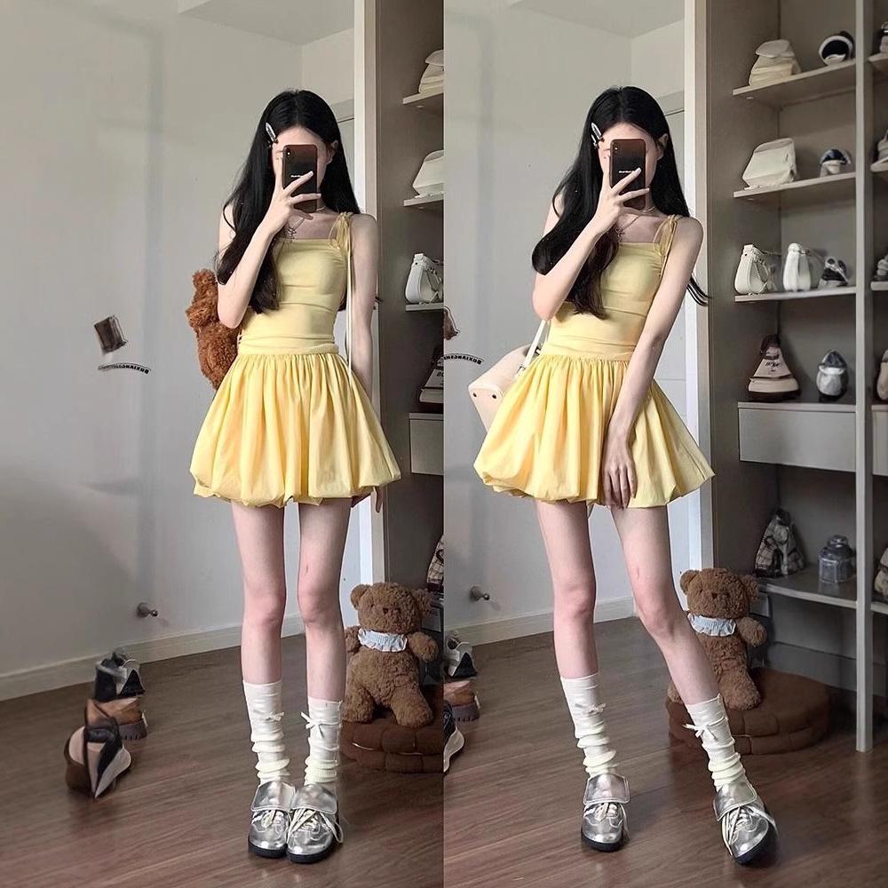 French Yellow Slim-Fit Camisole Dress with Puff Skirt - Women s Summer Niche Design Medium
French Yellow Slim-Fit Camisole Dress with Puff Skirt - Women s Summer Niche Design Medium