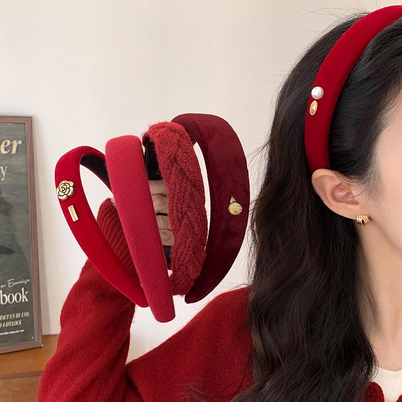 Fashion Flocking Sponge Oval Headband Chinese New Year Red High Cranial Top Pressure Hair Headband Vintage Premium Hair Accessories
Fashion Flocking Sponge Oval Headband Chinese New Year Red High Cranial Top Pressure Hair Headband Vintage Premium Hair Accessories